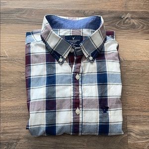 American Eagle Casual Button Down